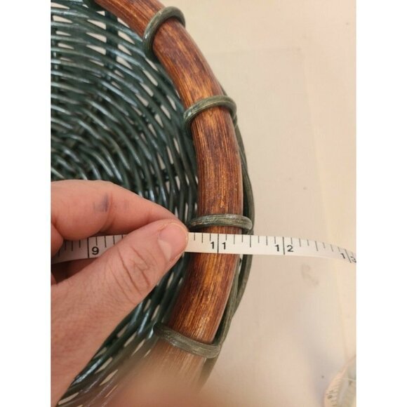VINTAGE Round Woven Wicker Basket Tan Gray 5 x 11" - Picture 4 of 5